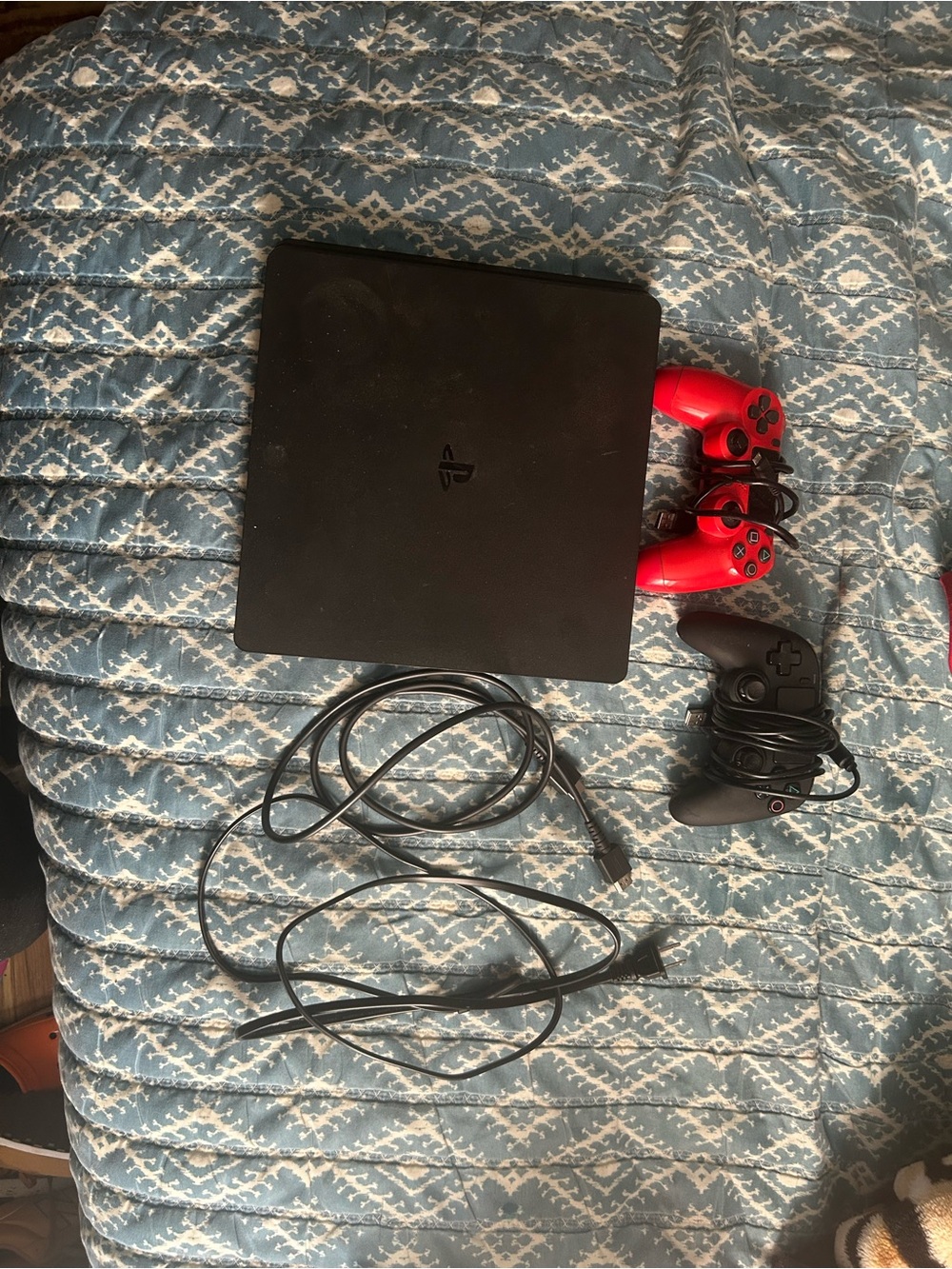 PS4 slim 500GB Console with 3rd party Controllers and 26 games